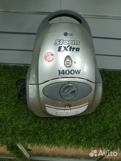 Пылесос пылесос LG 1400W