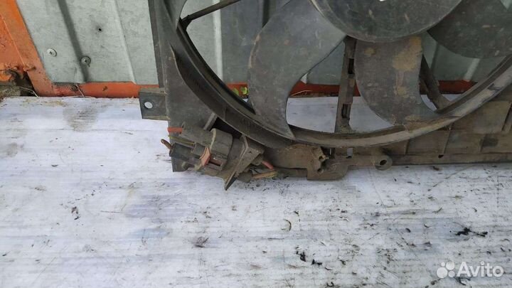 Вентилятор охлаждения Фольксваген Туран / Пассат В