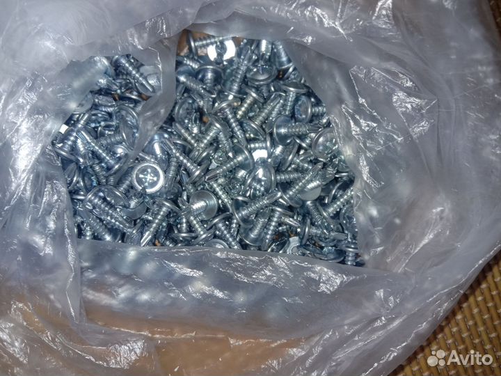 Крепеж для монтажников окон