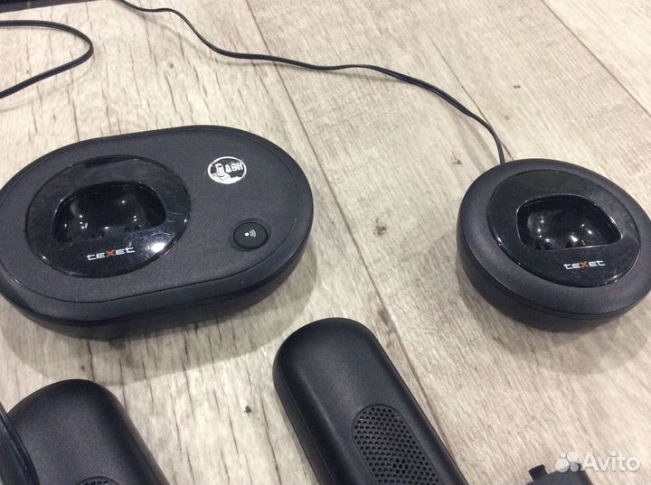 2 телефона беспроводные