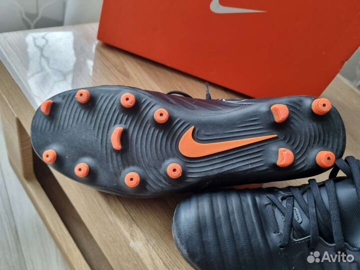 Футбольные бутсы nike tiempo legend 7 club fg