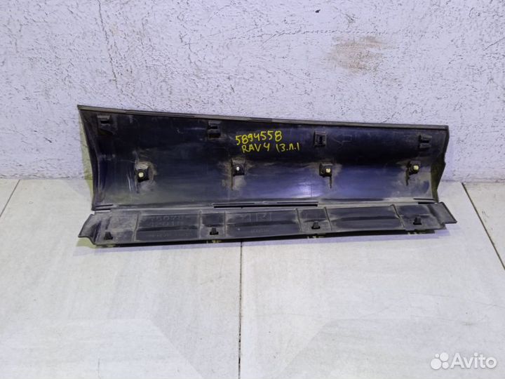 Накладка двери задней левой