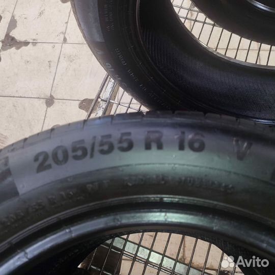 Continental ContiPremiumContact 205/55 R16 91V