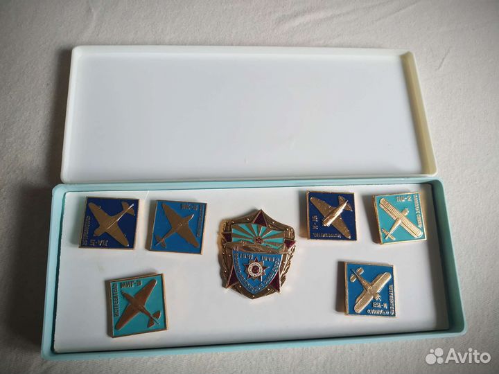 Значки. Оружие победы. Набор Авиация. Истребители