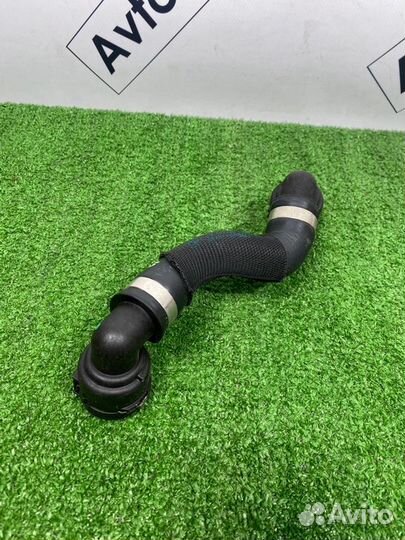 Патрубок системы охлаждения Bmw 5-Series G30