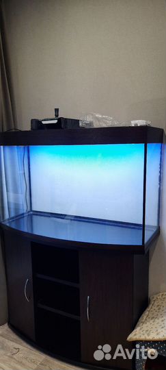 Аквариум с тумбой 215 литров