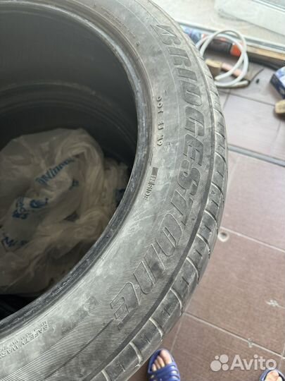 Bridgestone Dueler H/L 33A 235/55 R20