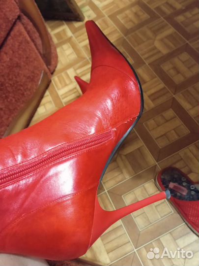 Ботфорты осенние новые