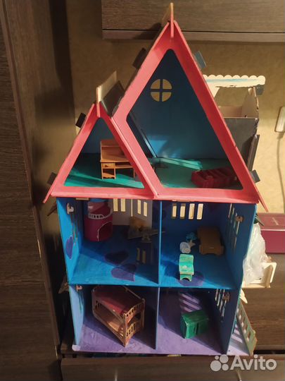 Домик кукольный