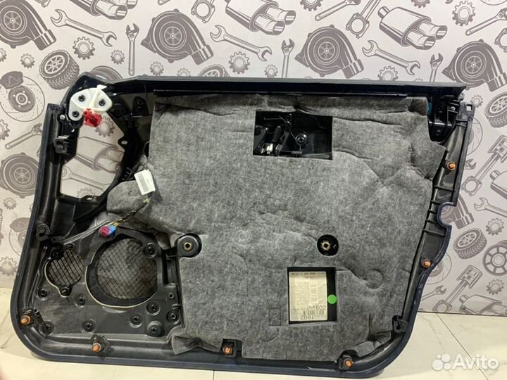 Обшивка двери передняя левая Mercedes E W212