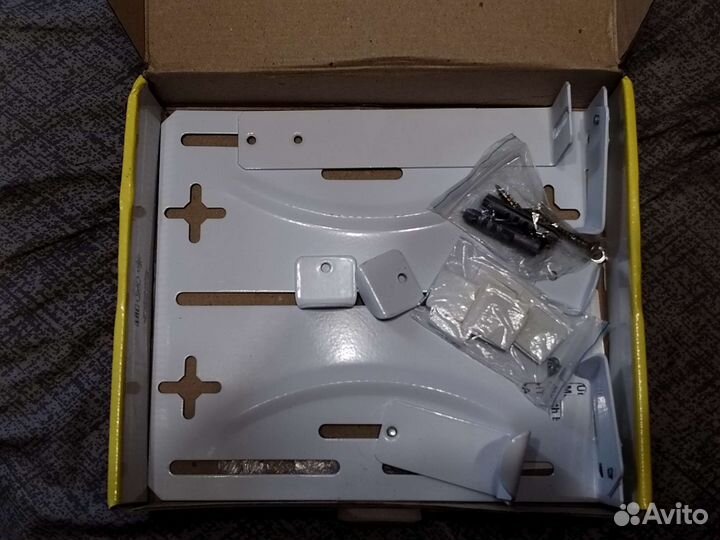 Кронштейн для ps4 на стену кб-01-90