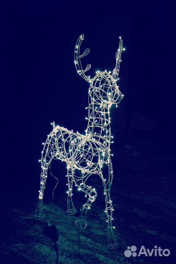 Олень для световой иллюминации и топиария