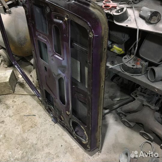 Дверь на ниву 2121 правая