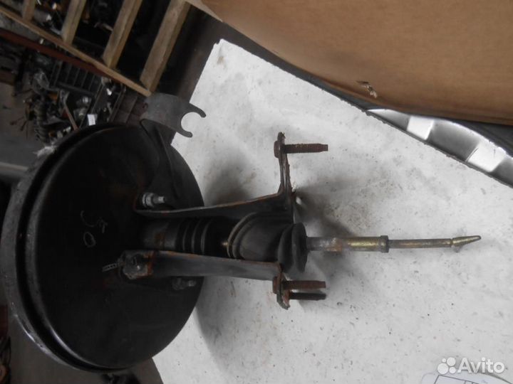 Усилитель тормозов вакуумный Ford Mondeo