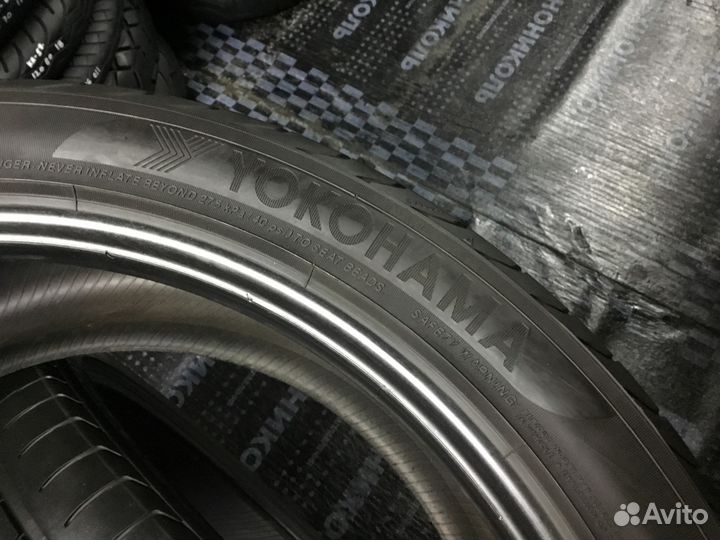 Yokohama Advan Sport V103 295/35 R21