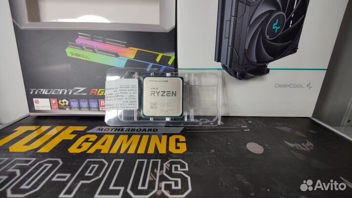 Комплект Ryzen 5 5600+b550+32gb ddr4+кулер