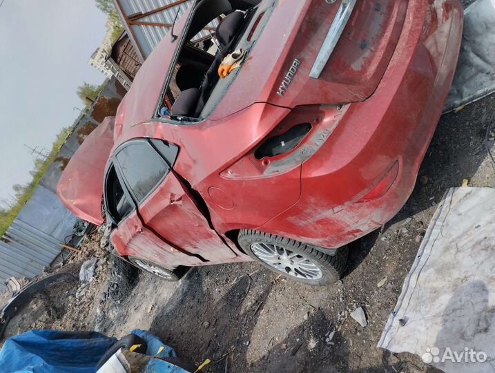 В разборе hyundai solaris 2012 год