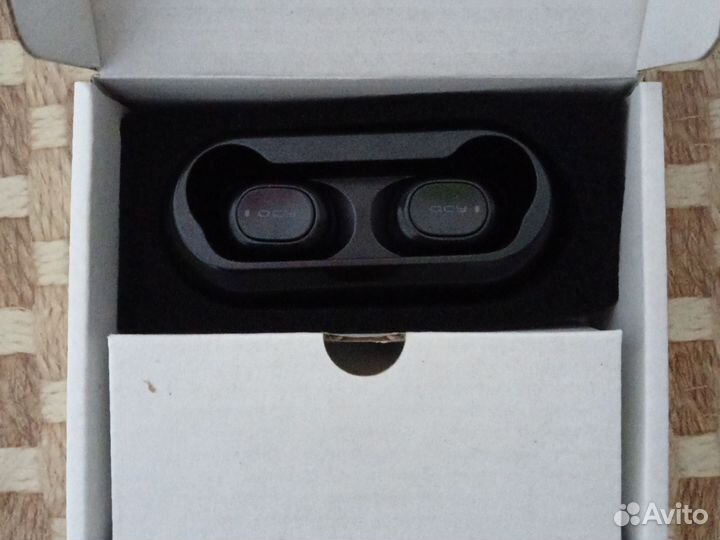 Беспроводные наушники QCY-T1