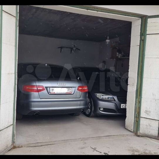 Гараж, > 30 м²