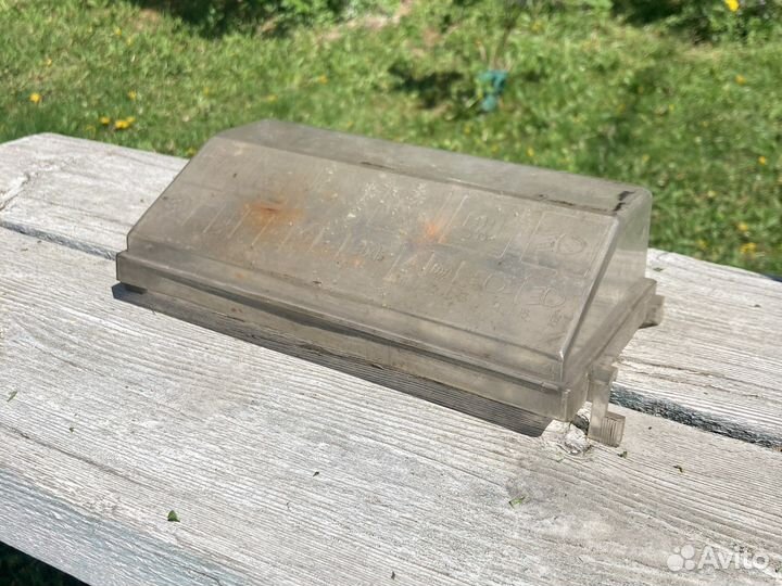 Крышка Монтажного Блока Ваз азлк Предохранителей