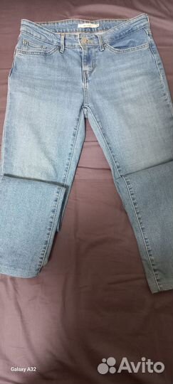 Джинсы женские levis 714 straight 28