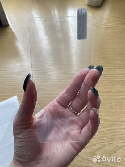 Защитное стекло на Huawei P Smart 2018 года