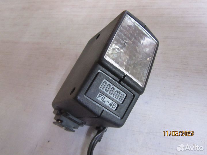 Фотовспышка Norma