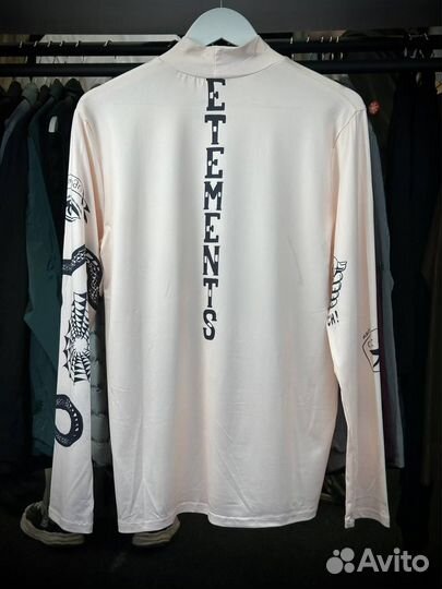 Лонгслив vetements