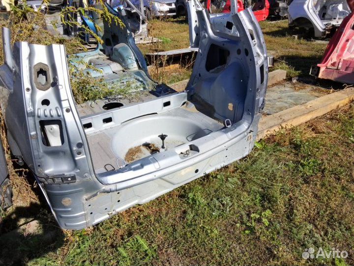 Крыло заднее правое Opel Meriva A