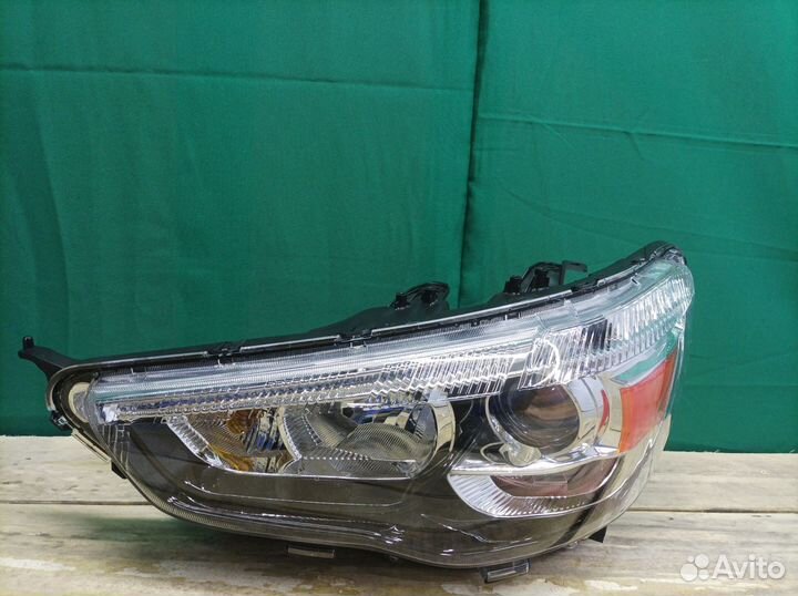 Фара левая Mitsubishi ASX 1 га0 2010