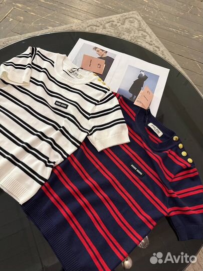 Стильная кофта miu miu