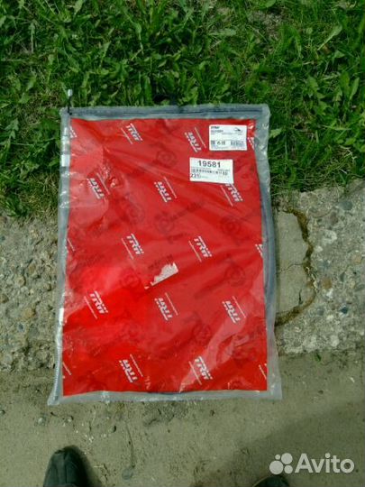 Трос стояночного тормоза на Кашкай