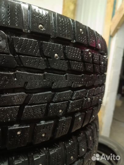 Dunlop SP Winter Ice 01 225/65 R17 102T