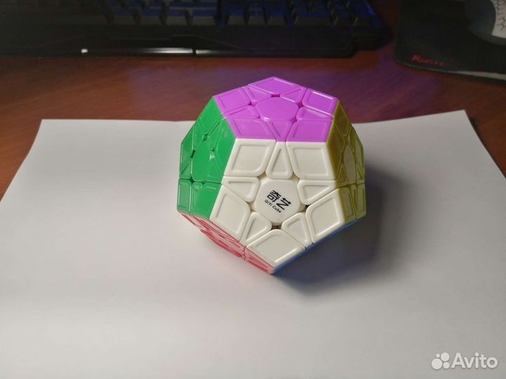 Головоломка Megaminx (мегаминкс)