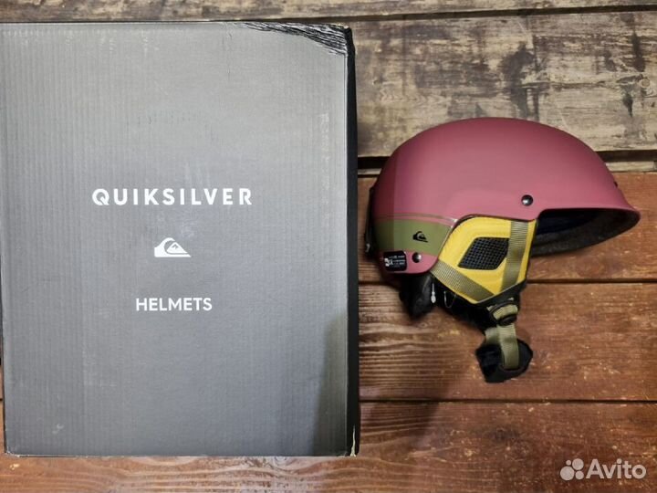 Шлем горнолыжный Quiksilver Skylab (новый)