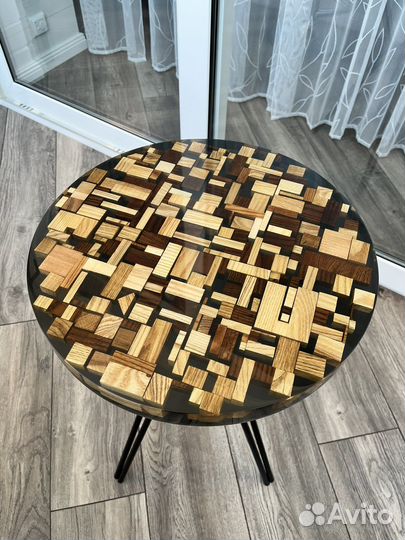 Интерьерный столик