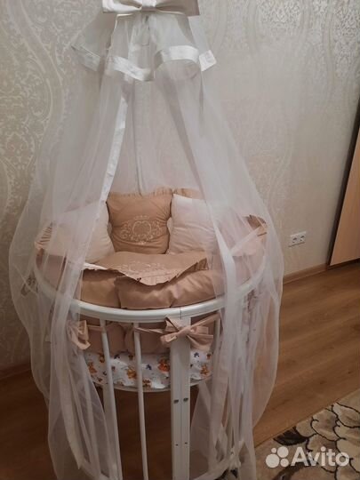Бортики и балдахин в кроватку