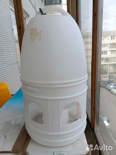 Кормушка, поилка для кур