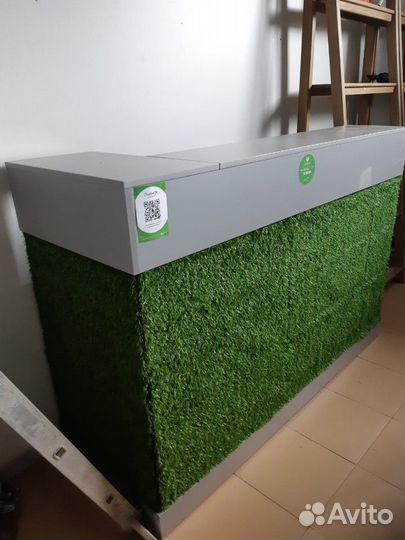 Стойка-ресепшн