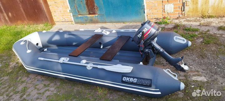 Аренда лодки с мотором