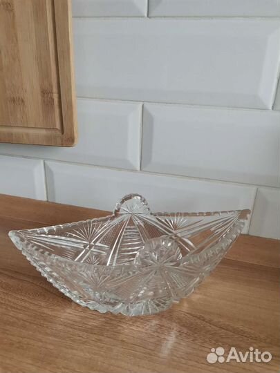 Хрустальная салатница лодочка