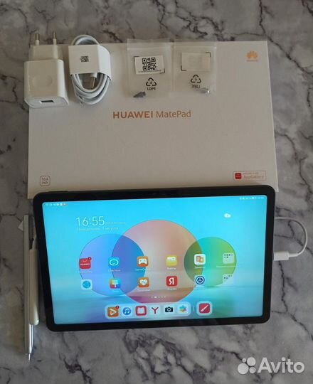 Huawei MatePad 10.4 2022 4/128 гб LTE + чехлы