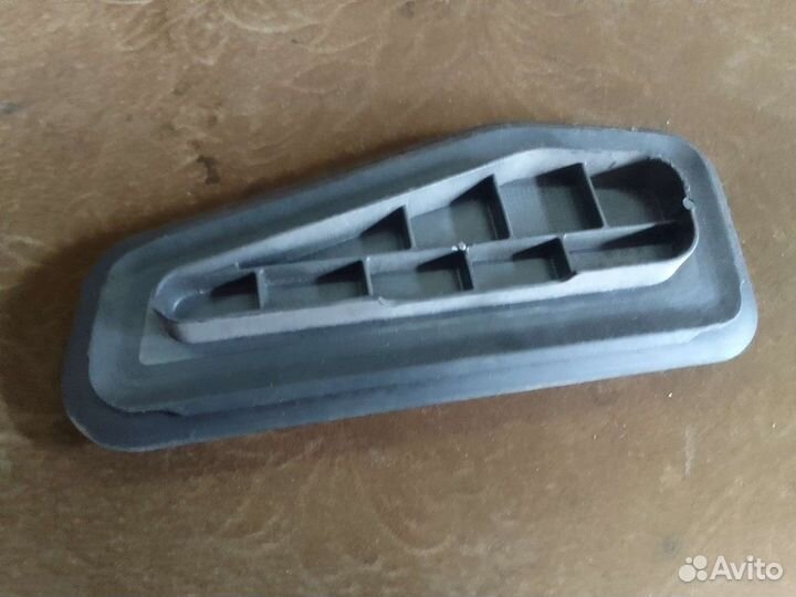 Уплотнитель печки Мерседес w211