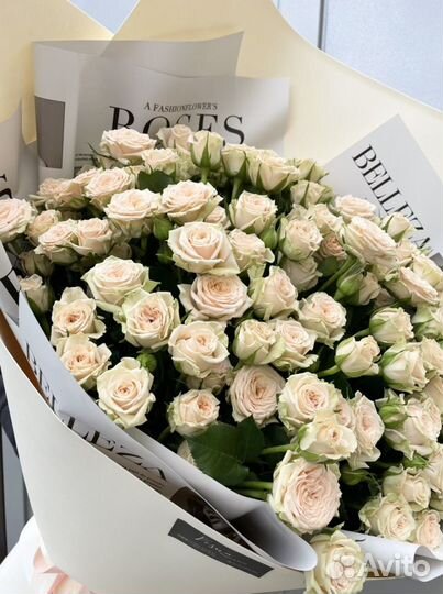 Букет гигант из кустовых роз