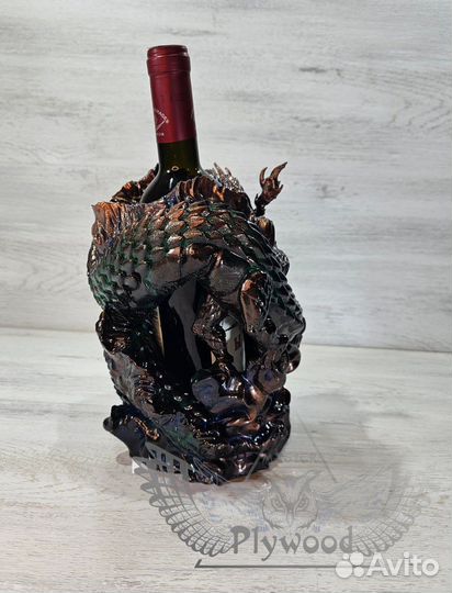 Оригинальная подставка для вина