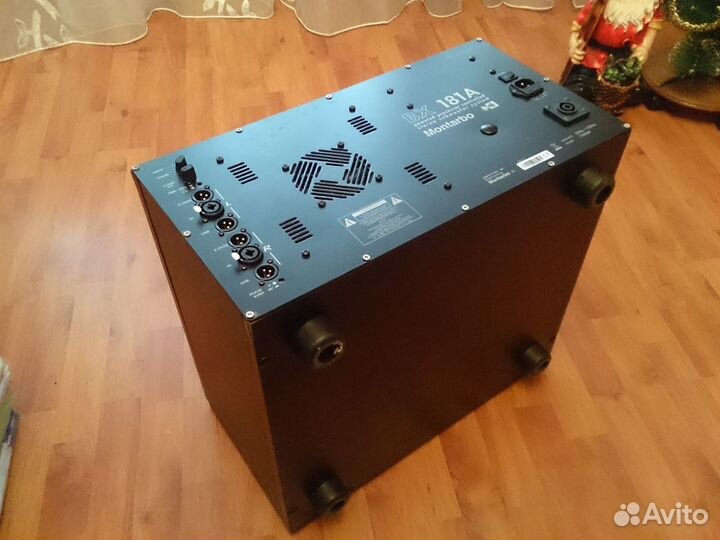 Усилитель концертного сабвуфера Montarbo Италия