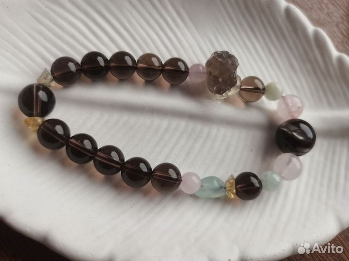 Браслет с натуральными камнями