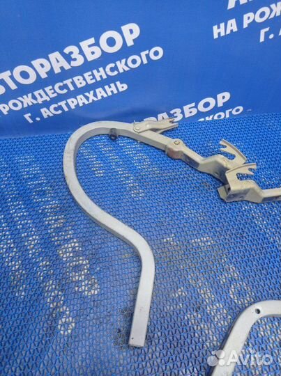 Петля крышки багажника Daewoo Lacetti седан F15D3