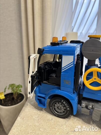 Бетономешалка игрушка