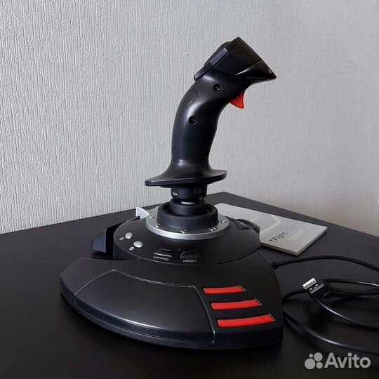 Джойстик ThrustMaster T.Flight Stick X
